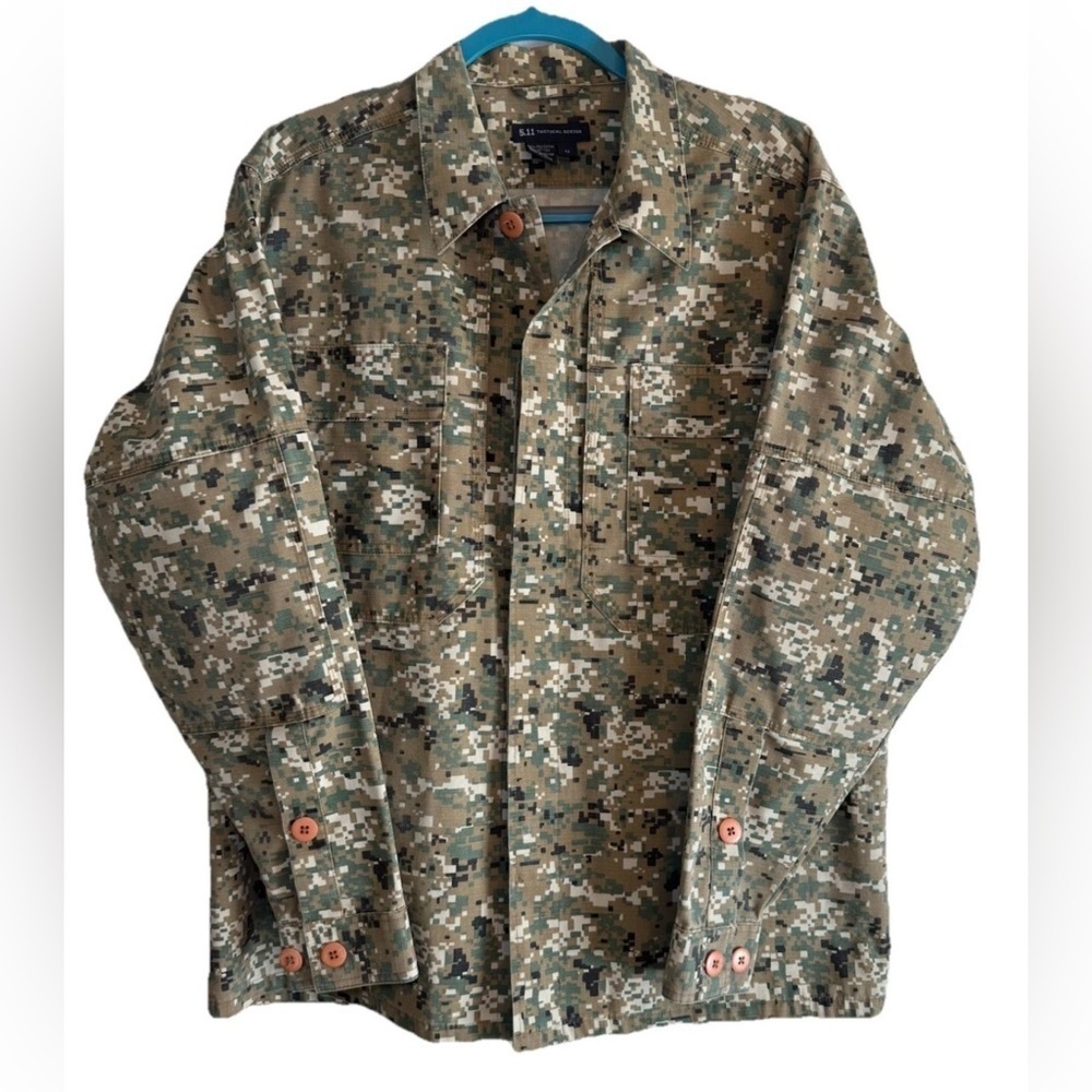 5.11 Tactical Series Mens Digital Camo Heavy Shirt Jacket Ripstop Padded Sz M